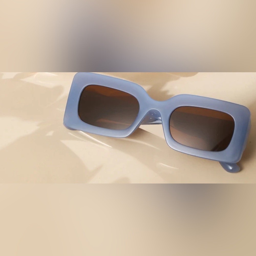NWOT- Blue square shades